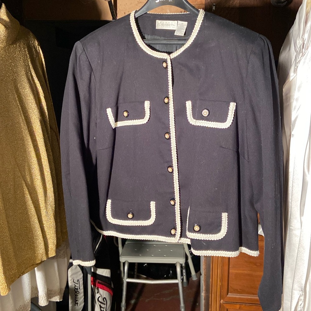 Vintage Elizabeth by Liz Claiborne Inc.pearl button jacket size 18